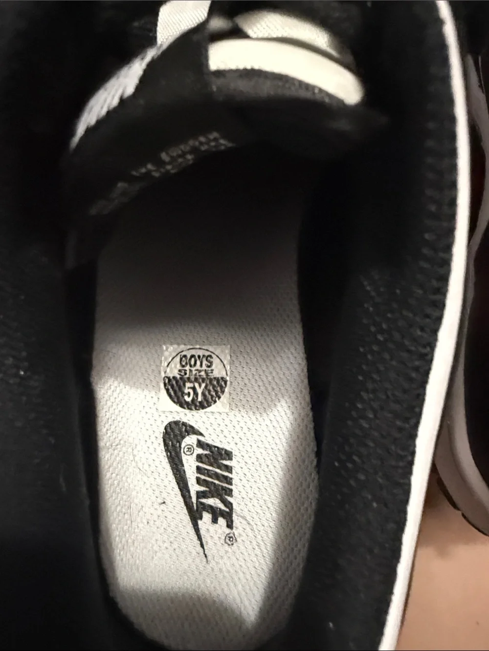 Nike Men’s Black & White Low-Top Sneaker Pair